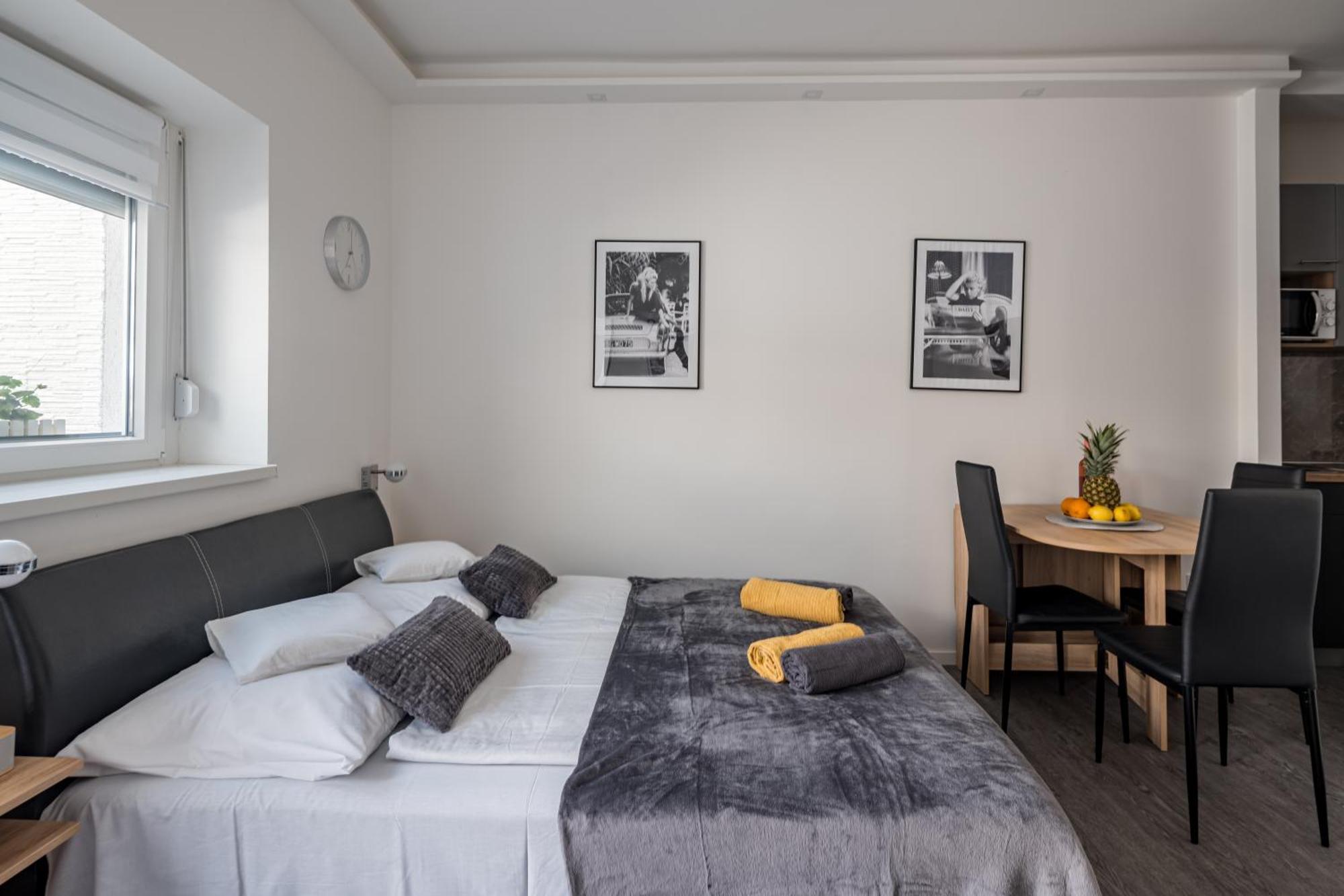 Balatonic Lemon Apartmanhaz Siófok Exterior foto